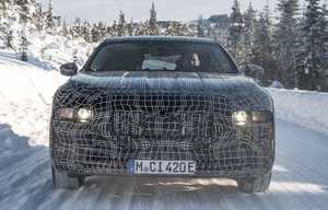 La future BMW i7 électrique en test hivernal