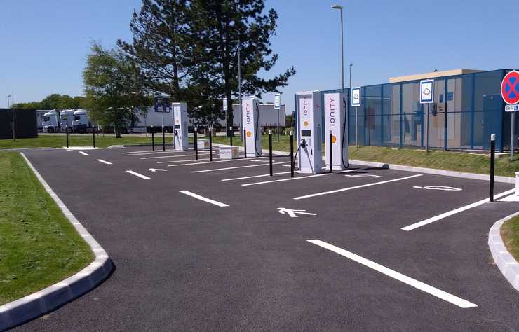 borne de recharge inaccessible aux caravanes