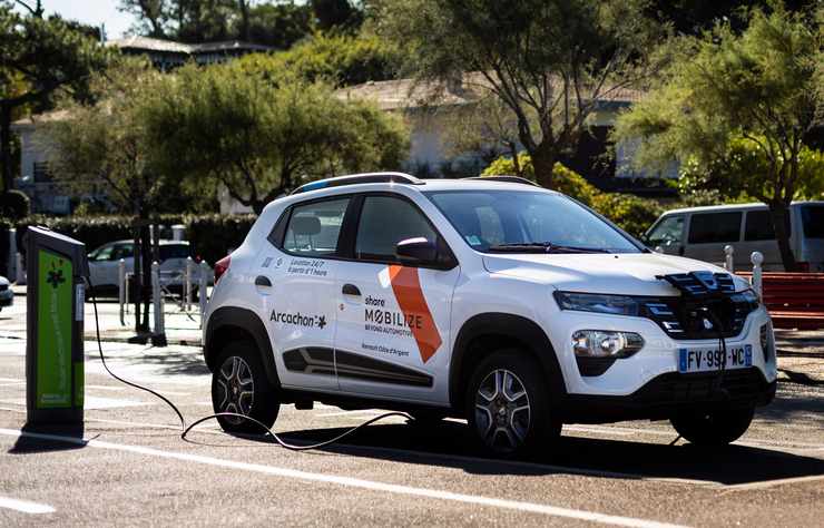 Dacia Spring électrique du service Mobilize Share à Arcachon