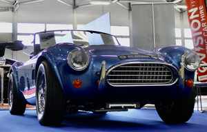 Premier salon réussi pour l'AC Cobra électrique