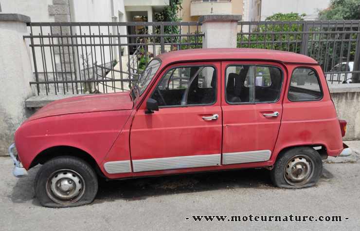 Renault 4L, celle qui succéder à la Renault Zoé
