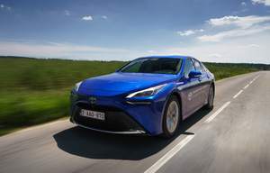 Toyota Mirai : 1000 km d'autonomie avec l'hydrogène