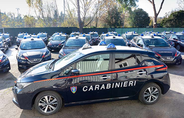 Nissan Leaf électrique des carbinieri