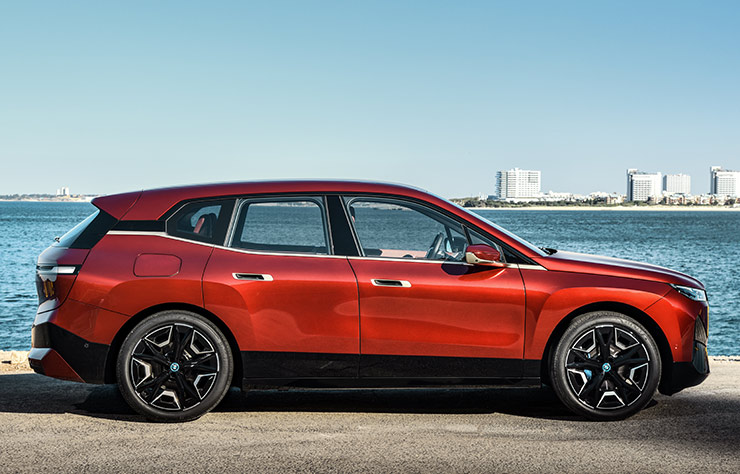 BMW iX électrique de cinquième génération