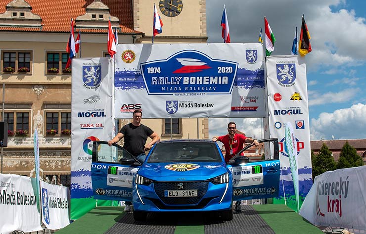 Peugeot e208 au rally de Bohème