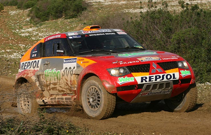 Mitsubishi Pajero de compétition au Dakar 2006