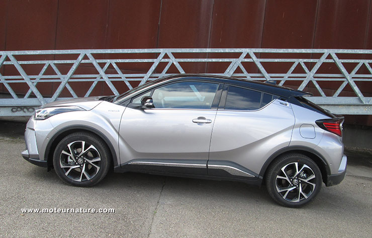 Toyota C-HR hybride 184 ch