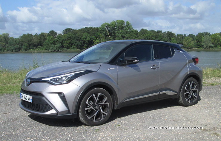 Toyota C-HR hybride 184 ch