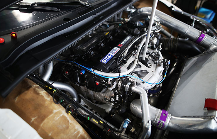 Toyota Corolla hybride de compétition par Cosworth