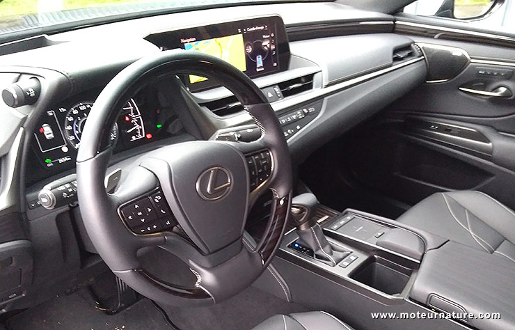 Lexus ES300h hybride