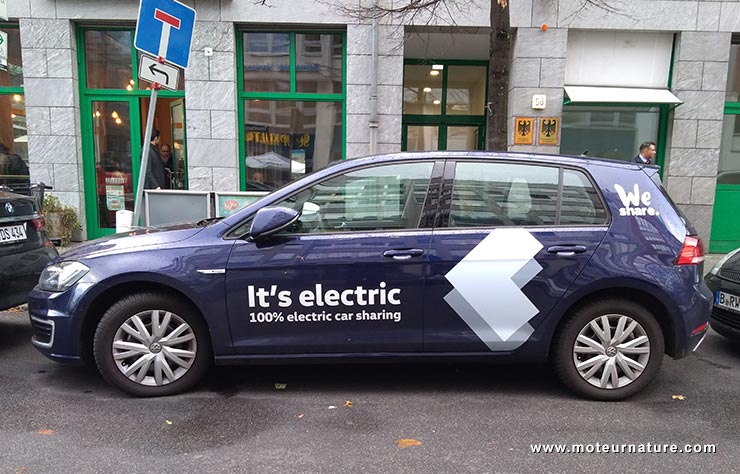 Volkswagen e-Golf du service WeShare à Berlin