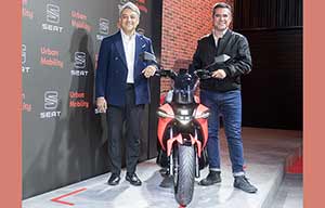 Luca De Meo confirme la diversification de Seat avec un scooter électrique