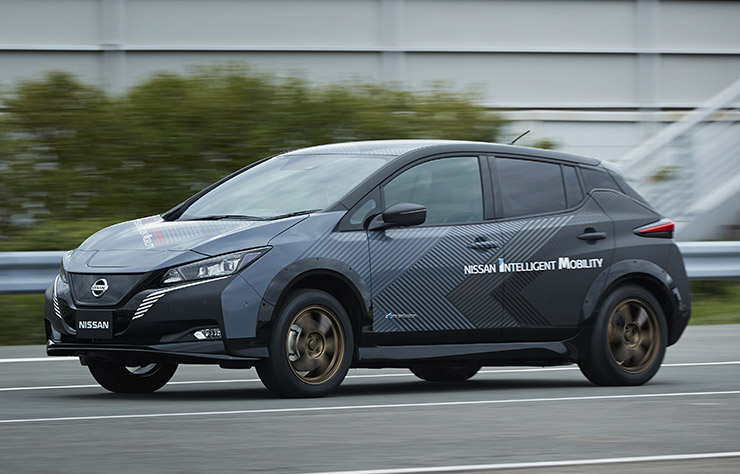 Prototype Nissan Leaf bimoteur traction intégrale