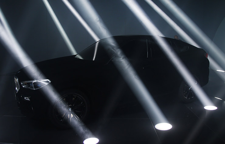BMW X6 Vantablack plus noire que noire