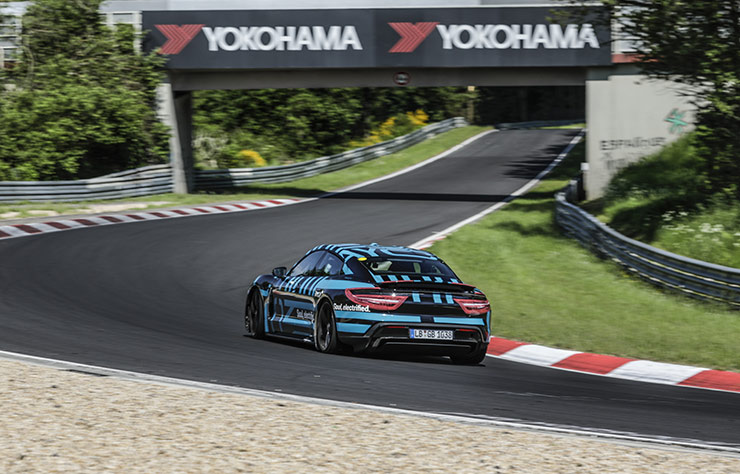 Porsche Taycan électrique