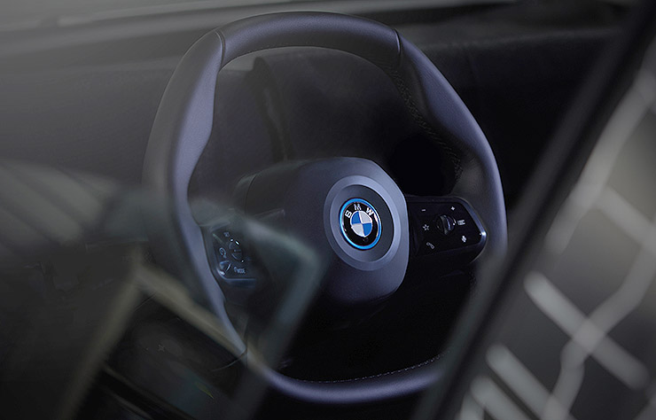 Volant octogonal future BMW iNEXT