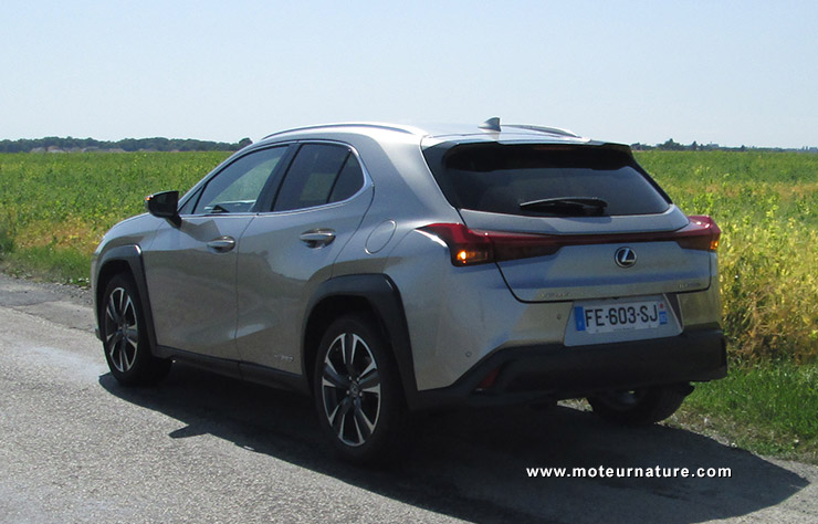 Lexus UX250h hybride