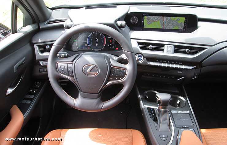 Lexus UX250h hybride