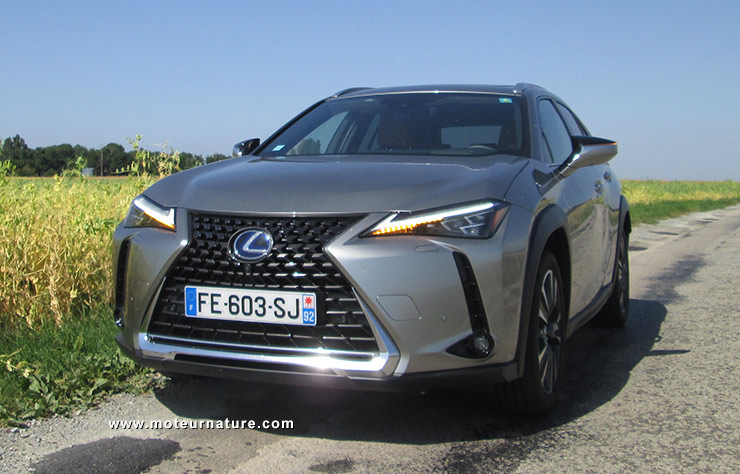 Lexus UX250h hybride