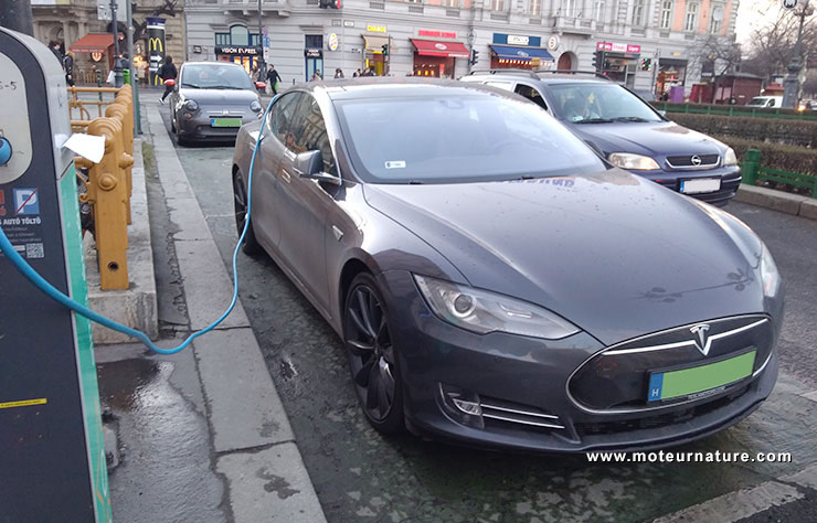 Voiture électrique à Budapest