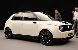 Honda e Prototype électrique, premiers clichés