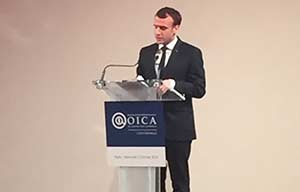 Macron annonce la construction de 2 usines de batteries