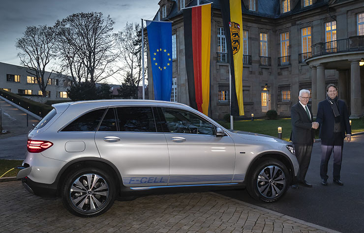 Winfried Kretschmann et sa Mercedes GLC F-Cell