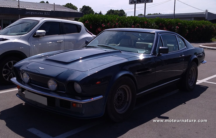 Aston Martin V8 Vantage essence