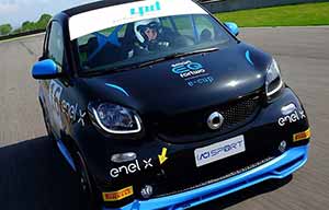 La Smart Fortwo EQ est sur la piste en Italie