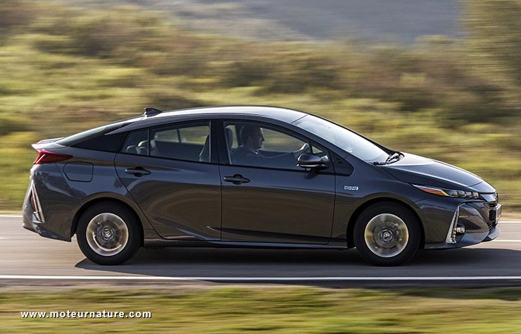 Les roues vertes de MoteurNature : Toyota Prius plug-in