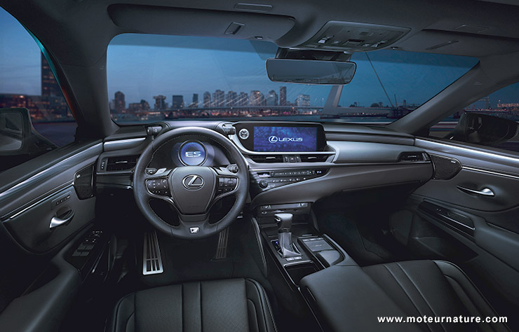 Lexus ES300h