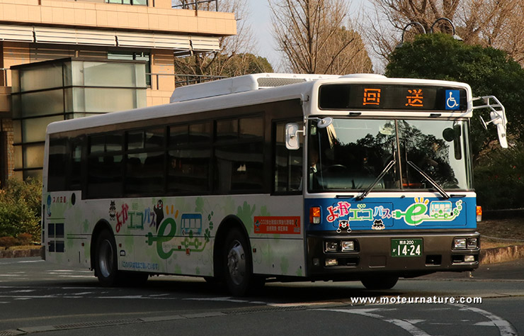 Autobus électrique japonais