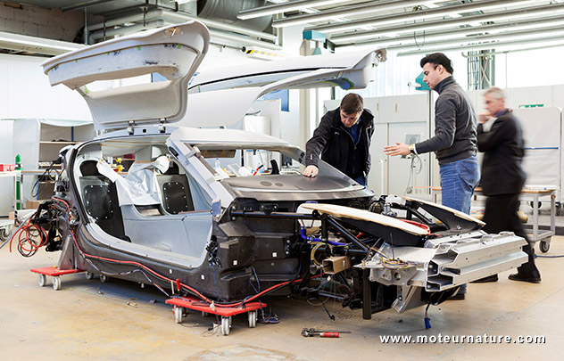 Quant SportLimousine avec accumulateurs nanoFLOWCELL