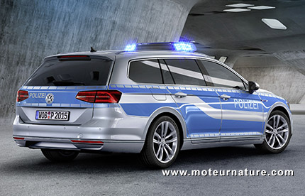 Passat GTE, la Polizei à l'hybride rechargeable