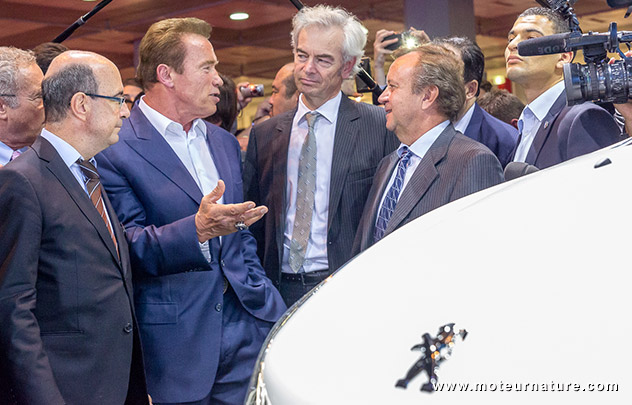 Arnold Schwarzenegger en visite au Mondial