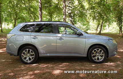 Mitsubishi Outlander PHEV