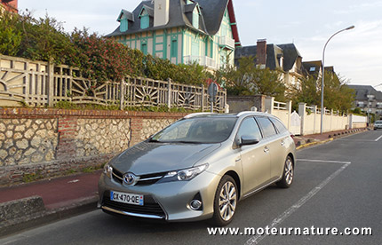 Toyota Auris Touring Sports HSD hybride