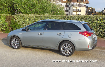 Toyota Auris Touring Sports HSD hybride