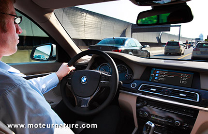 BMW allié à SAP pour développer la voiture connectée