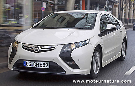 Opel Ampera