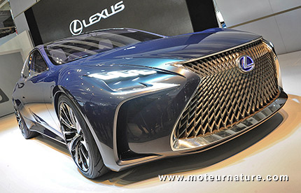 Lexus LF FC avec pile à combustible à hydrogène