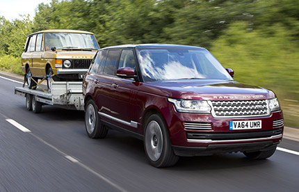 Land Rover rend les remorques invisibles, ou presque