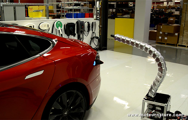 Tesla serait le premier avec un câble de recharge intelligent