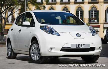 Nissan réagirait en augmentant l'autonomie de la Leaf