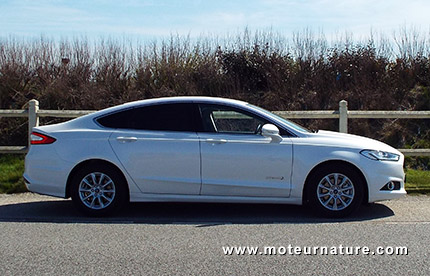 Ford Mondeo hybride