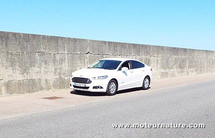 Ford Mondeo hybride