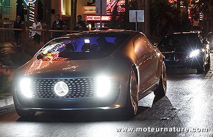 Mercedes F 015 Luxury in Motion