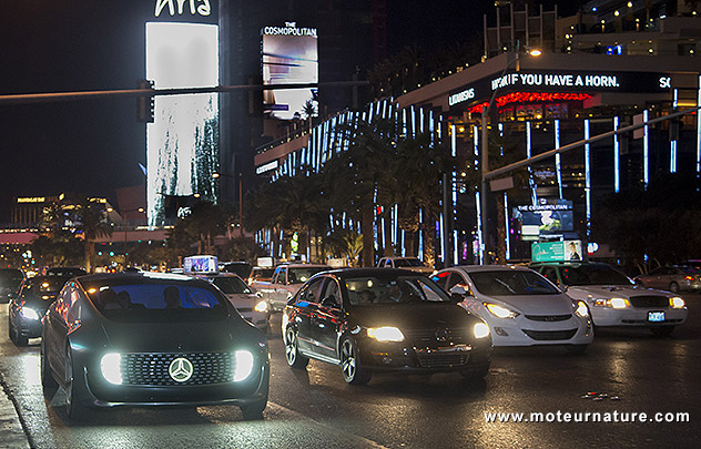 Mercedes F 015 Luxury in Motion