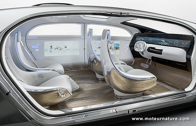 Mercedes F 015 Luxury in Motion