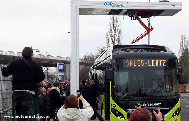 Autosbus en charge 150 kW avec ABB